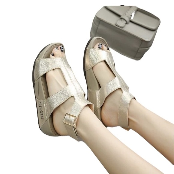 Siketu Gold Flat Sandal Size 10 - Picture 2 of 8